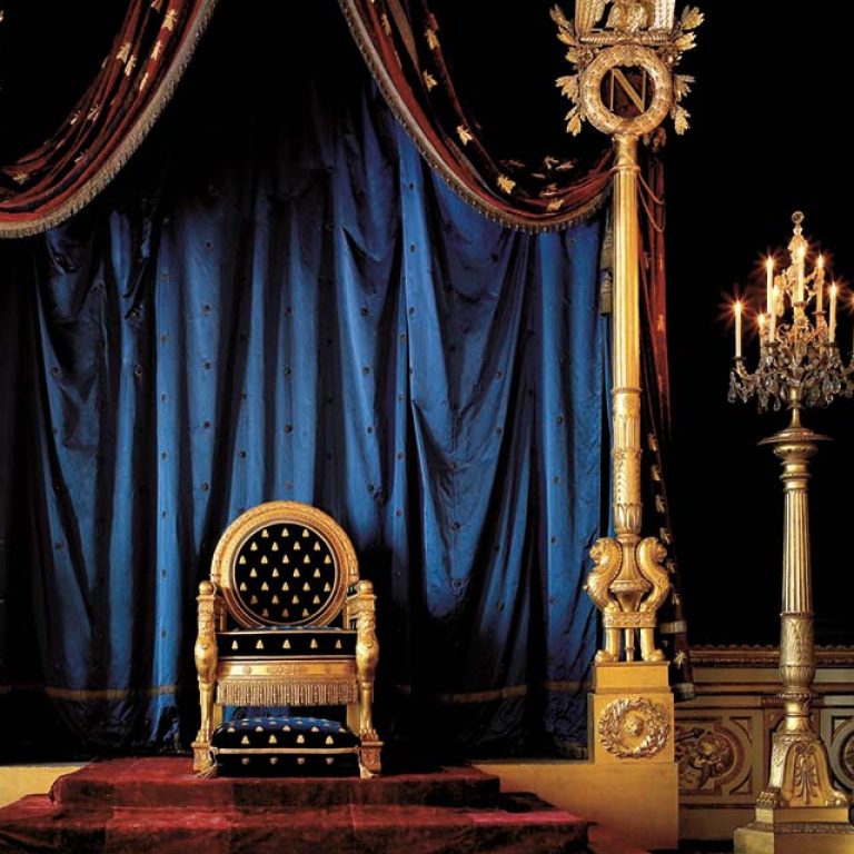 File:Throne of Napoleon, in the throne room of Fontainebleau Palace.jpg -  Wikiquote